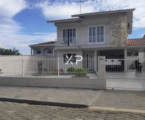 Casa com 3 quartos à venda na Rua Graciliano Carlos de Quadros, 1, Centro, Palhoça