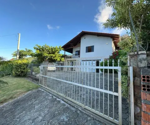 Casa duplex mobiliada à venda na praia do siriú, garopaba/sc