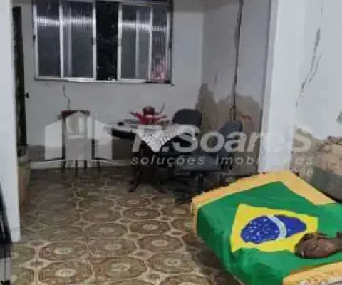 Casa com 2 quartos à venda na Rua Cadete Polônia, Sampaio, Rio de Janeiro