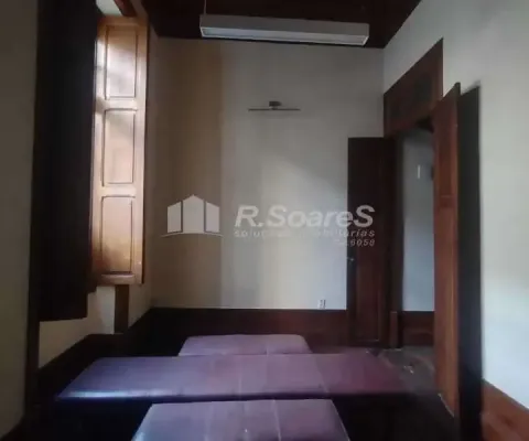 Casa com 6 quartos para alugar na Rua da Matriz, Botafogo, Rio de Janeiro
