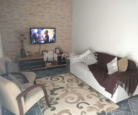 Casa com 2 quartos à venda na Rua Alfredo Bastos, Realengo, Rio de Janeiro