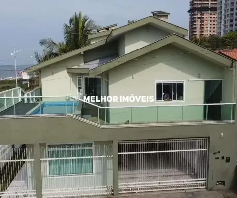 Casa frente mar á venda com 5 dormitórios sendo 1 suíte com vista mar em balneário piçarras