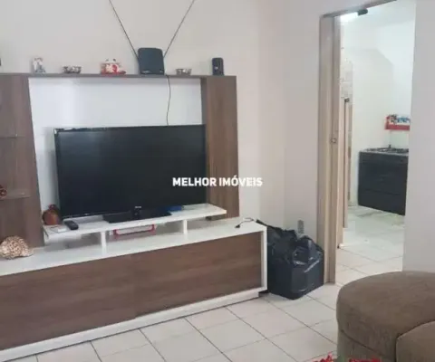 Casa à venda com 05 dormitórios sendo 01 suíte, com churrasqueira a carvão, com ampla varanda, localizada no centro em balneário camboriú.