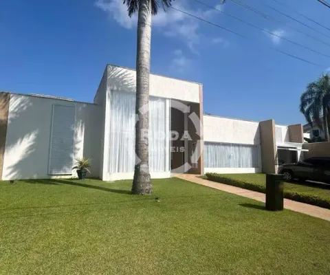 Casa cinematográfica à venda no condomínio acapulco - 5 suítes