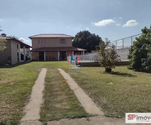Excelente chácara 380m² a.c., 3 dormitórios (1 suíte), sala, mezanino, edícula, churrasqueira, piscina, 2 vagas (ref 20.713)