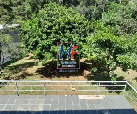 Excelente casa comercial, localizada na vila galvão . com 384m² de área útil, com 7 salas grandes,  8 banheiros , 1 sala de reunião e 8 banheiros. ref 21.207