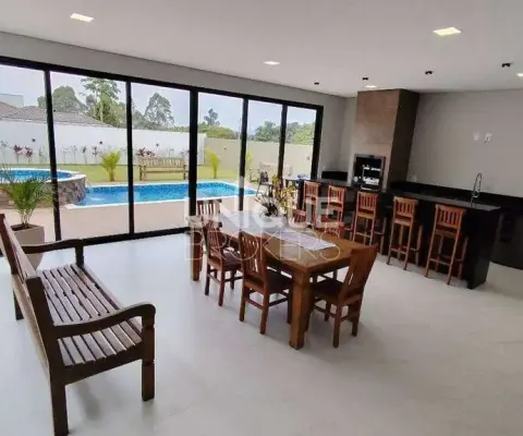 Casa com 3 quartos à venda na Avenida Alberto João Luchesi, 900, Caxambu, Jundiaí