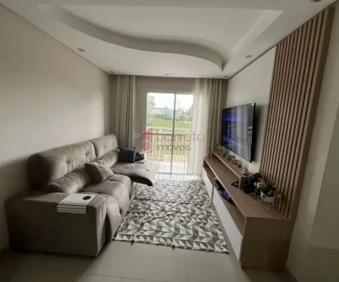 Apartamento à venda no condomínio morada dos pinheiros em várzea paulista/sp