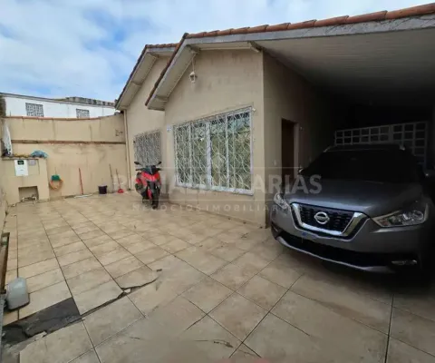 Casa à venda no jardim satélite interlagos com 2 dormitórios e 3 vagas de garagem