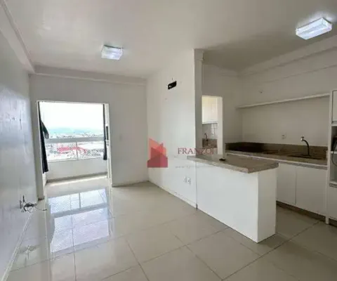 Venda: apartamento com 2 dormitórios sendo 1 suíte - vila operária - itajaí/sc