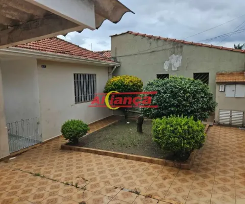 Imóvel na vila maria alta, tres casas independentes com amplo quintal