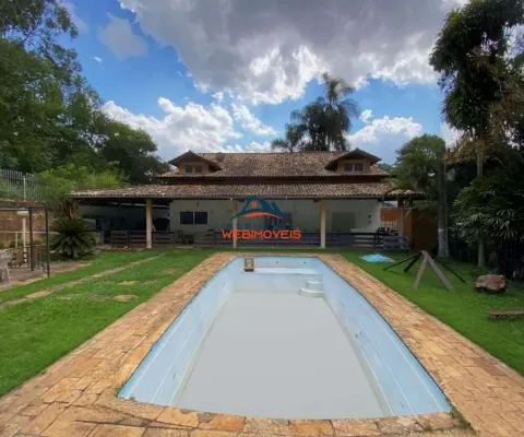 Espetacular casa à venda em carapicuíba-sp, bairro chácara dos junqueiras  4 quartos, 3 suítes, 3 salas, 5 banheiros, 4 vagas, 780 m²