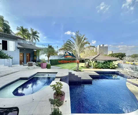 Casa de luxo à venda em carapicuíba-sp: 4 quartos, 4 suítes, 4 salas, 9 banheiros, 5 vagas e 711,64m²!