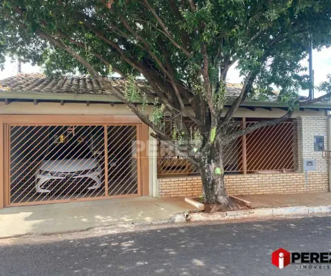 Casa com 3 quartos à venda na Rua Kriptônio, Coophafé, Campo Grande