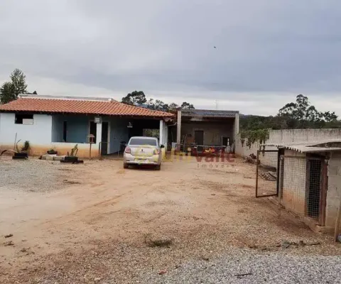 Chácara com 2 dormitórios à venda, 1800 m² por r$ 340.000,00 - barreiro - taubaté/sp