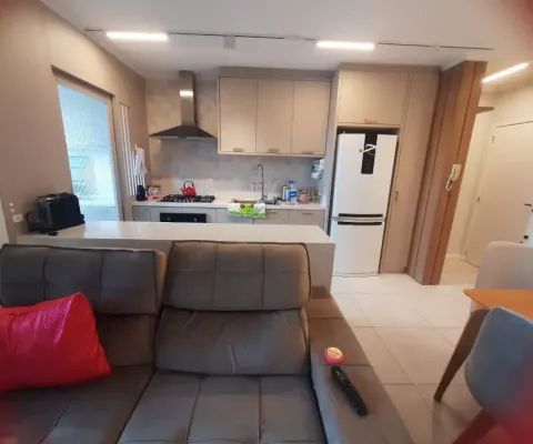 Lindo apartamento de 2 dormitórios no  centro de criciúma