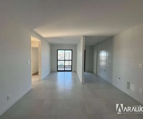 Apartamento com 1 suíte e 1 dormitório no bairro vila operária em itajaí