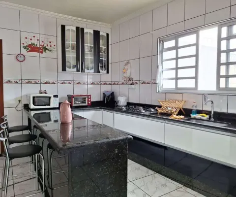 Casa com 3 quartos à venda no Guanabara, Betim 