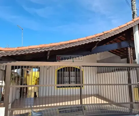 Casa térrea a 500 metros da praia.... venha conferir!!!!!