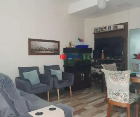 Bela casa triplex com 3 dormitórios no campo grande