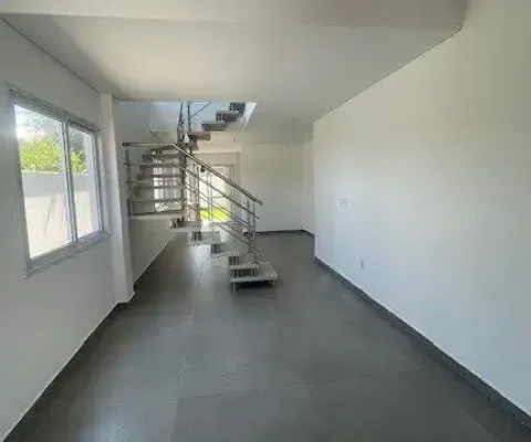 Excelente casa residencial de 3 dormitórios no campeche