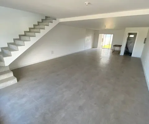 Linda casa residencial de 3 dormitórios no bairro lagoa da conceição