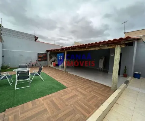 Casa 2/4, 1 suíte, lote individual no jardim europa