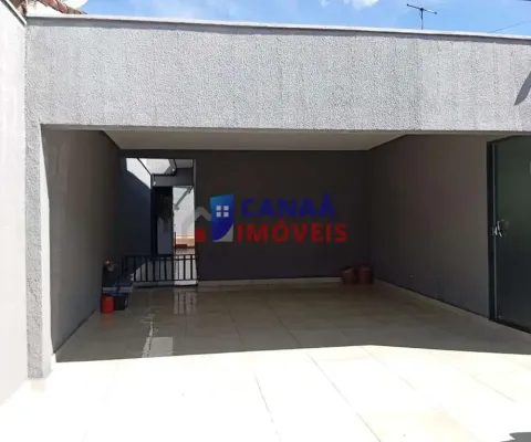 Casa em condomínio fechado com 2 quartos à venda no Jardim Holanda, Uberlândia 