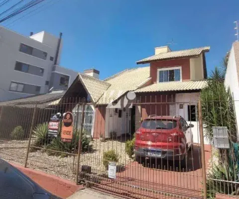 Casa com 3 quartos à venda na Rua Veneza, 1, Pagani, Palhoça