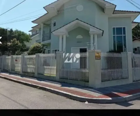 Casa com 3 quartos à venda na Rua Toscánia, 1, Pagani, Palhoça