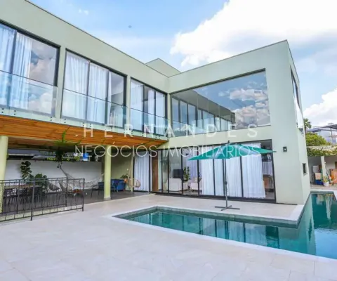 Casa a venda mobiliada com suíte térrea, fino acabemento disponível em alphaville!!