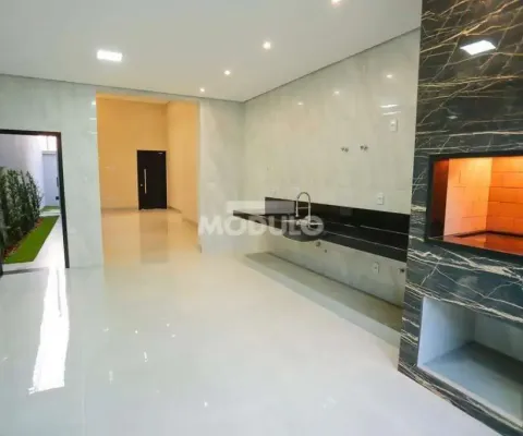 Exelente casa com fino acabamento em portal do valle