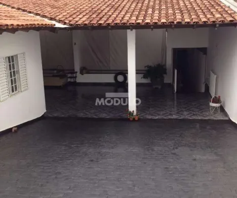 Casa residencial à venda, 3 quartos, 1 suíte, 4 vagas, martins - uberlândia/mg
