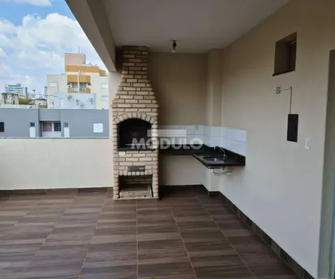 Cobertura duplex à venda, 3 quartos, 1 suíte, 2 vagas, santa mônica - uberlândia/mg