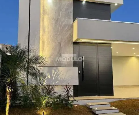 Casa térrea de alto padrão no condomínio raros alto umuarama – uberlândia