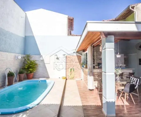 Casa com 4 quartos à venda no São Benedito, Pindamonhangaba 