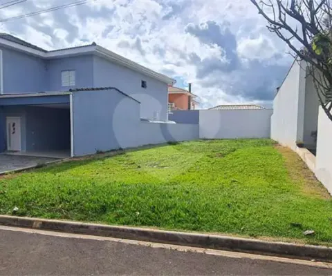 Casa em condomínio fechado à venda na Bromélias, Centro, Araçoiaba da Serra