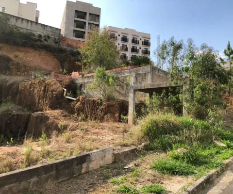 Terreno à venda no Jardim Vitória, Poços de Caldas 