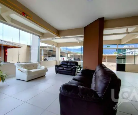Apartamento com 2 dormitórios à venda, 72 m² por r$ 490.000 - balneário copacabana - caraguatatuba/sp