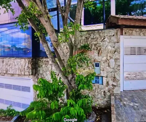 Casa 03 quartos, 4 vagas  com piscina, jardim esmeralda ,zona sul ,próximo interlagos