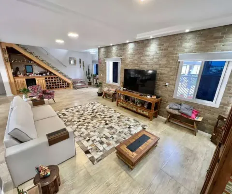 Casa com 3 quartos à venda no Igara, Canoas 