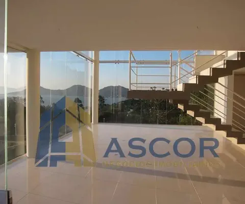 Casa em condomínio fechado com 3 quartos à venda na Rodovia Haroldo Soares Glavan, --, Cacupé, Florianópolis