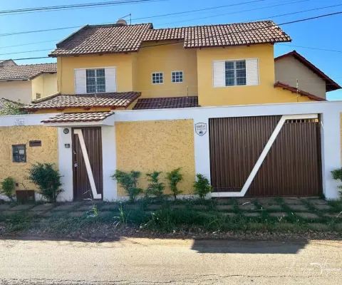 Sobrado à venda na vila santo antônio com 3 suítes, área gourmet e garagem para até 10 veículos