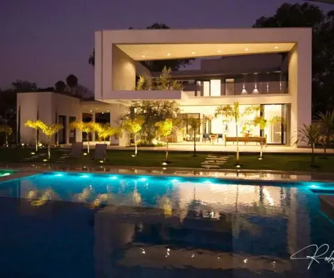 Sobrado novo no aldeia do vale – fundo de lago, 4 suítes e lazer premium com piscina de raia