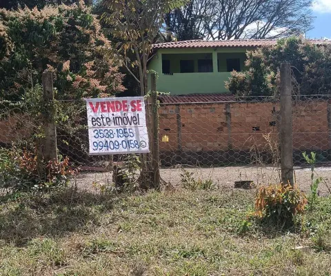 Terreno à venda em esmeraldas-mg, bairro cidade jardim - 610m² de área!