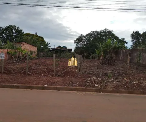 Lote à venda em igarapé: 360m², alicerce pronto e escritura!