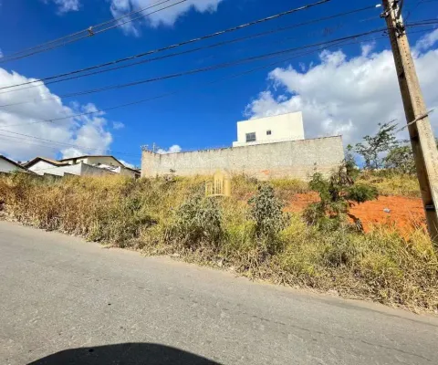 Lote de esquina à venda bairro são pedro esmeraldas mg ? 360m²