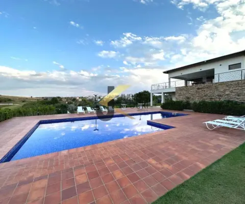 Terreno em condomínio à venda na região do alphaville campinas, com 561 m², pronto para receber a casa dos seus sonhos.