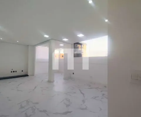 Casa em condomínio fechado para alugar na Rua Itapura, 239, Vila Gomes Cardim, São Paulo