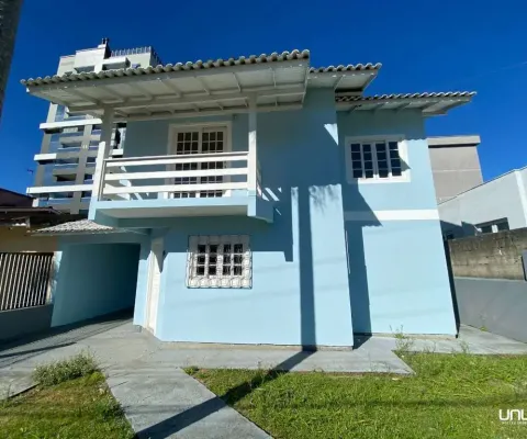 Casa com 4 quartos à venda na Rua dos Curiós, 10, Pedra Branca, Palhoça